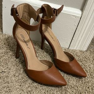 Brown 4 inch heels